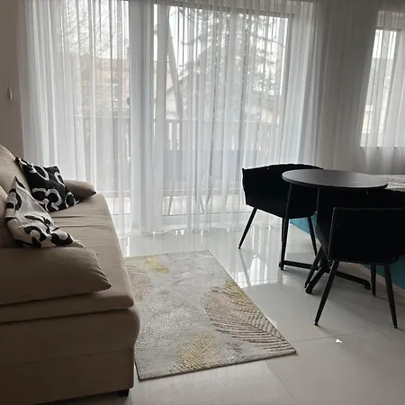 Lamira 2,3 * Hajdúszoboszló