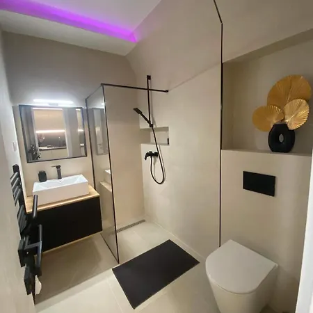 Lamira 2,3 * Hajdúszoboszló